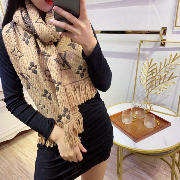 ブランドマフラー正面デザイン